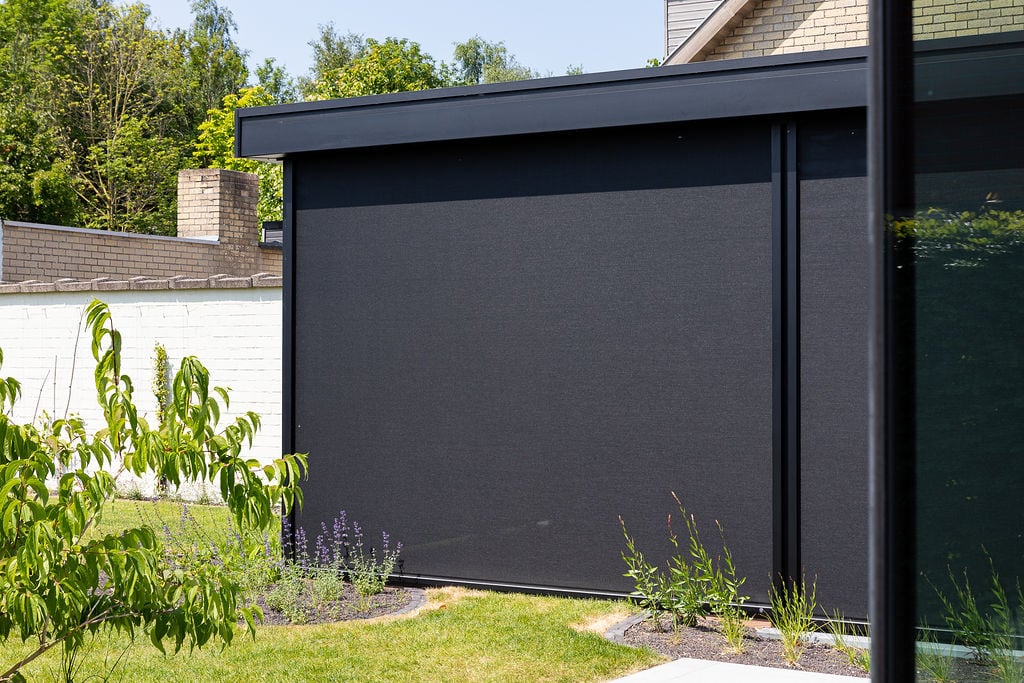 Windvaste screens pergola winter